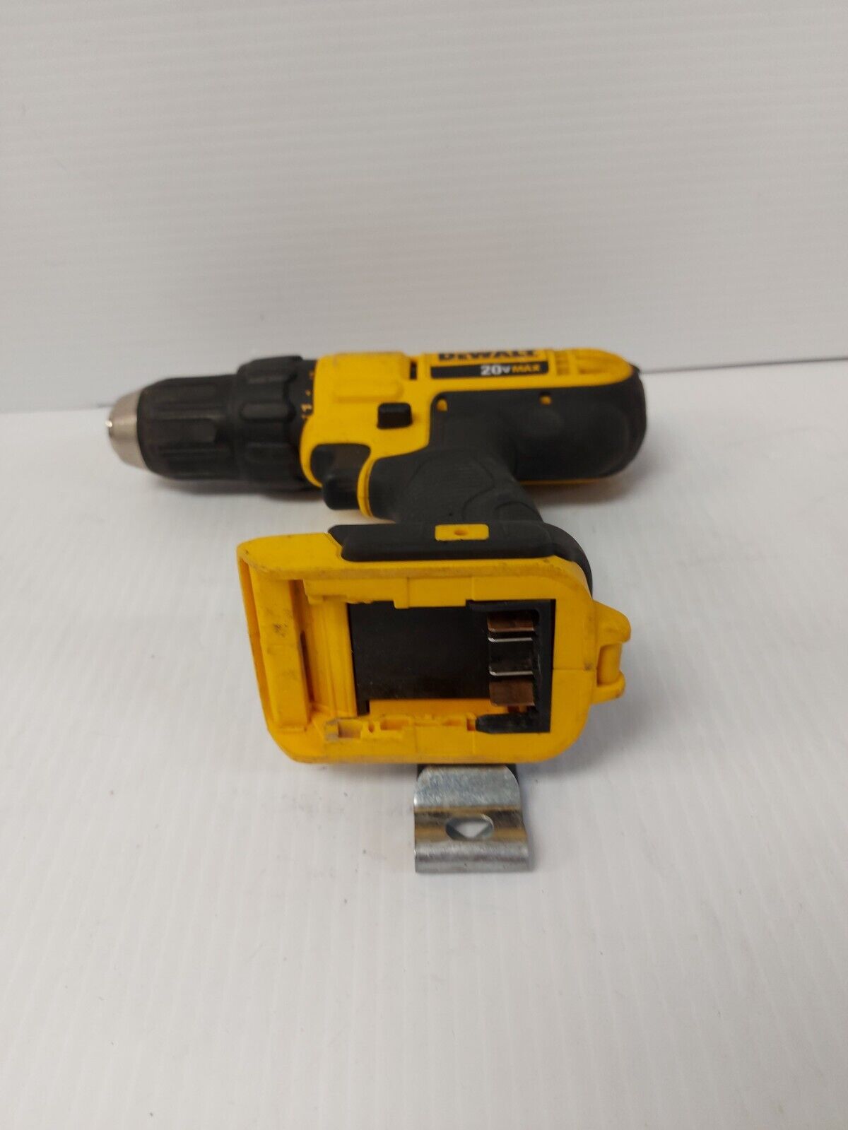 (N85999-1) Dewalt DCD771 Drill