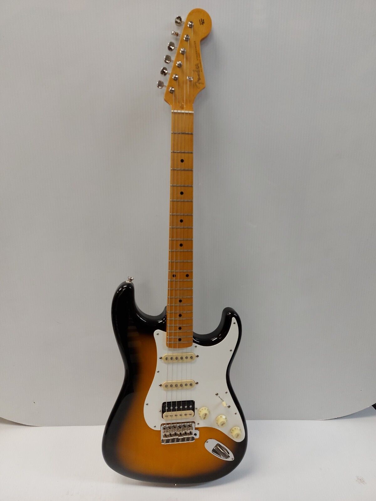 (N83776-2) Fender 50'S STRAT HSS Electric Guitar