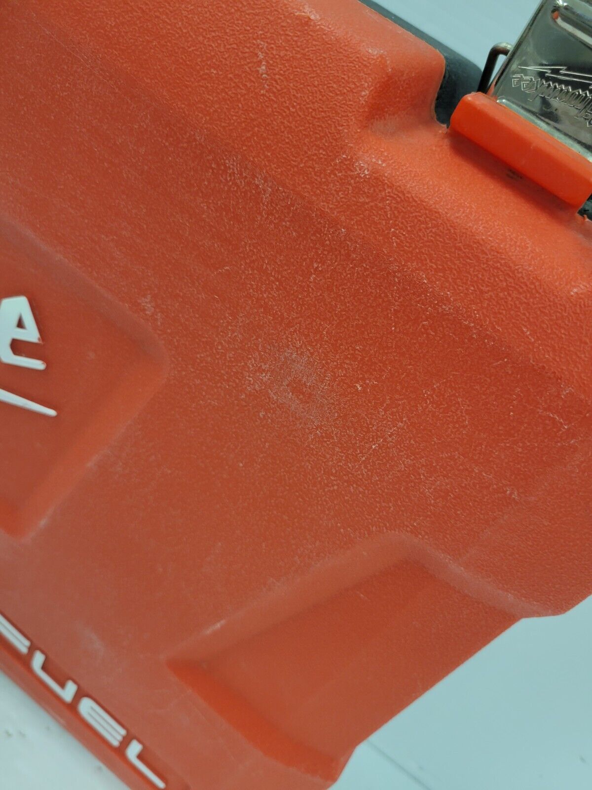 (I-35988) Milwaukee 2797-22 Case