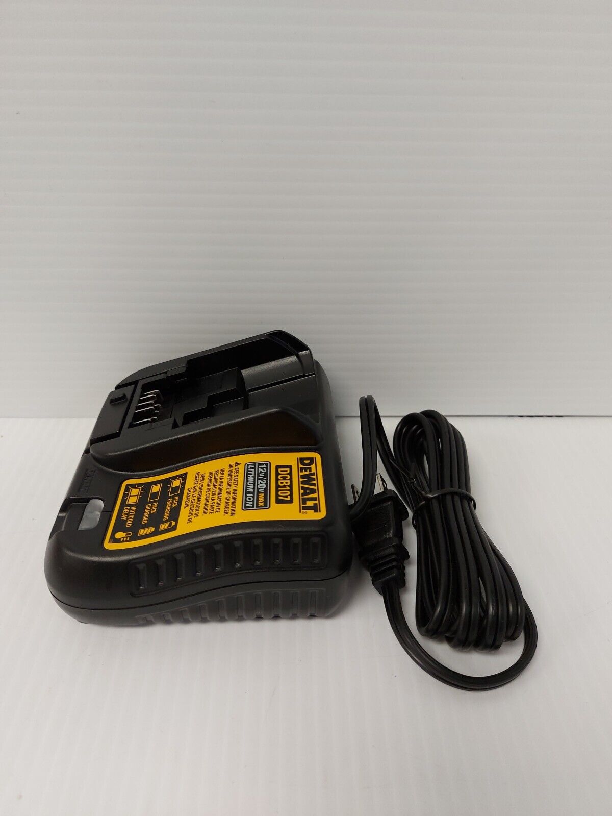(N85677-5) DeWalt DCD777 1/2" Drill