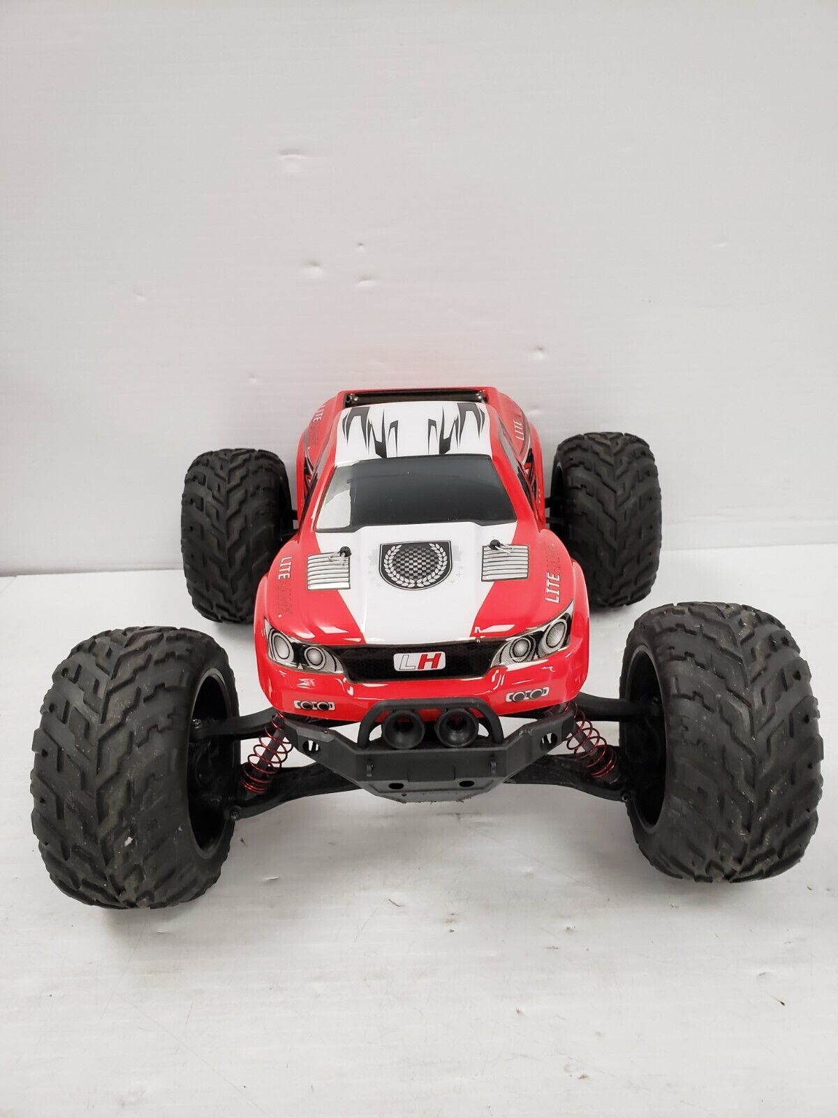 (57121-1) Lite Hawk Crusher MT RC Truck