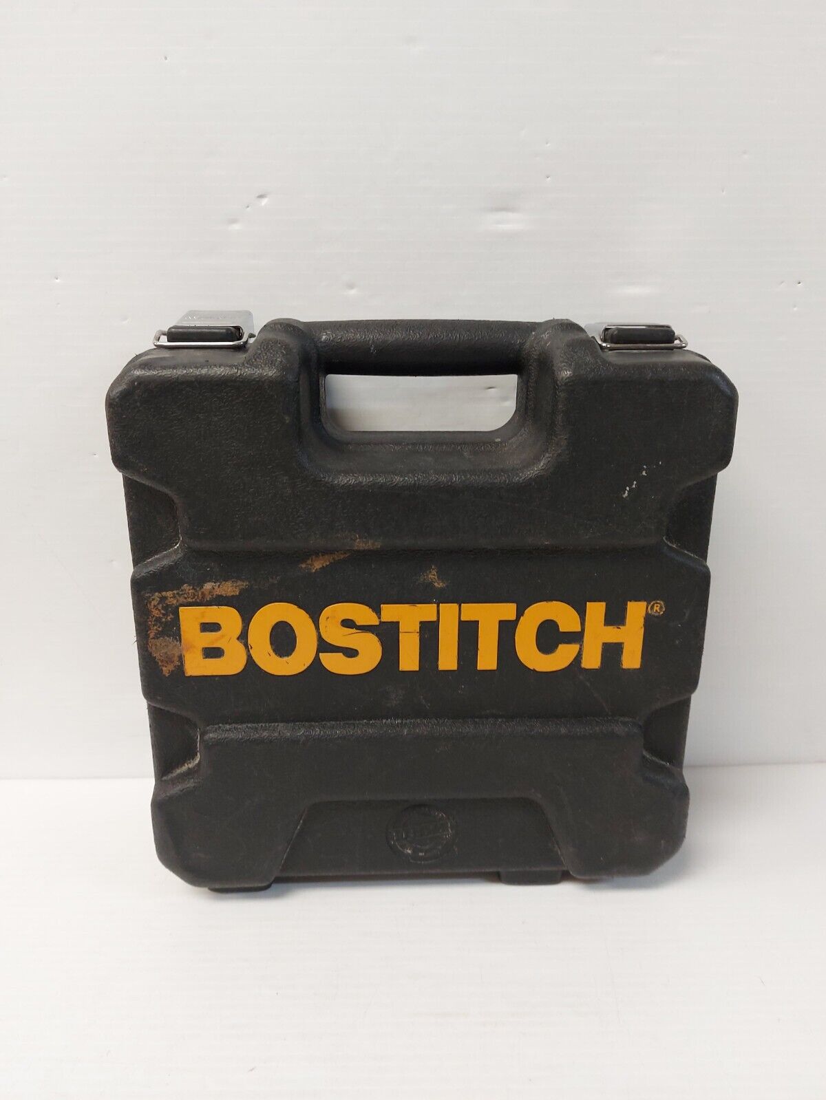 (N81233-2) Bostich BT1855 18Ga Brad Nailer in case