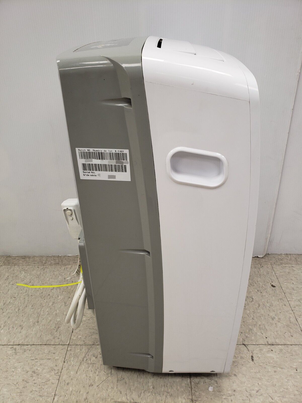 (49495-1) Noma 043 52318 Air Conditioner