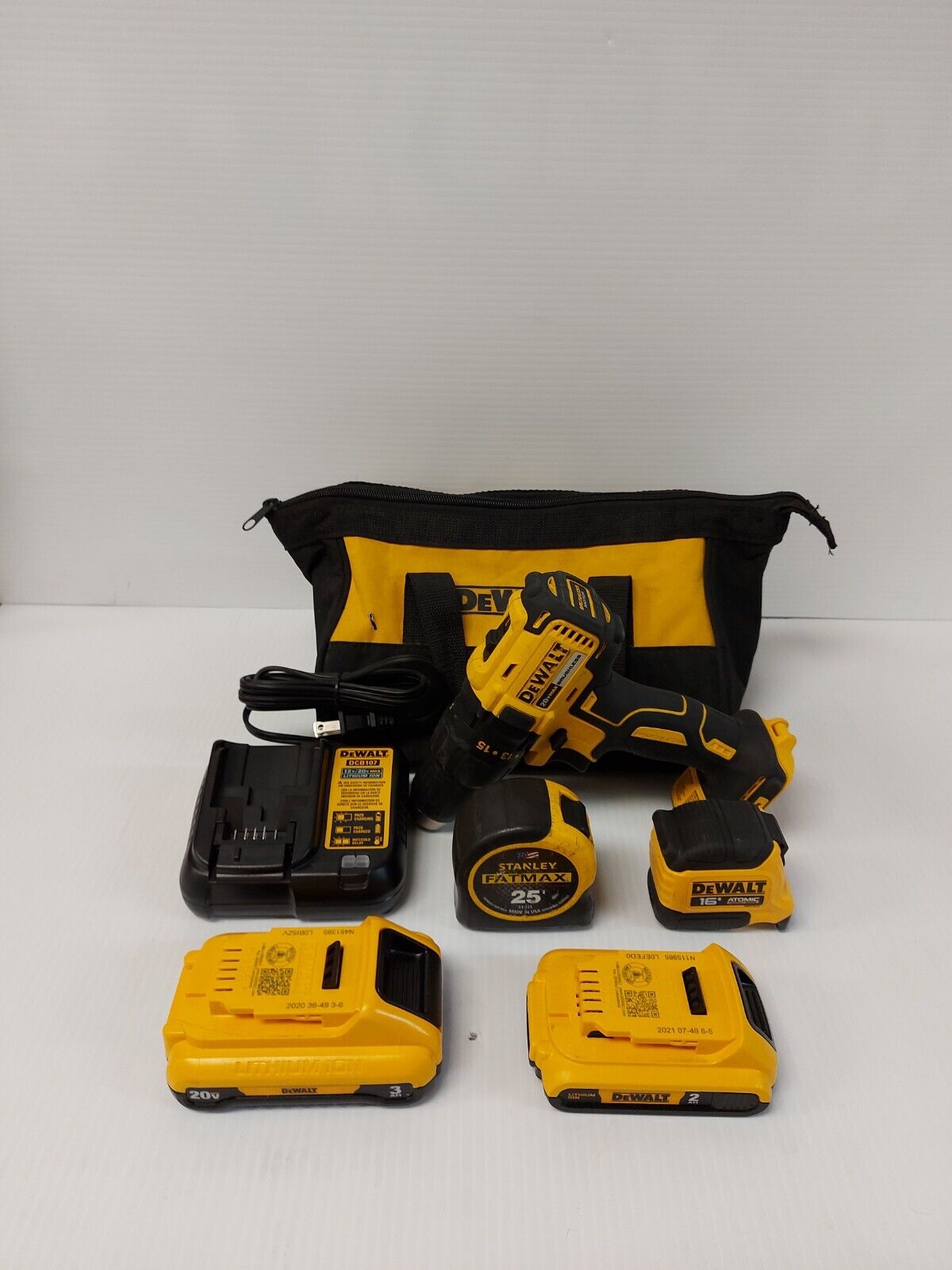 (N85677-5) DeWalt DCD777 1/2" Drill