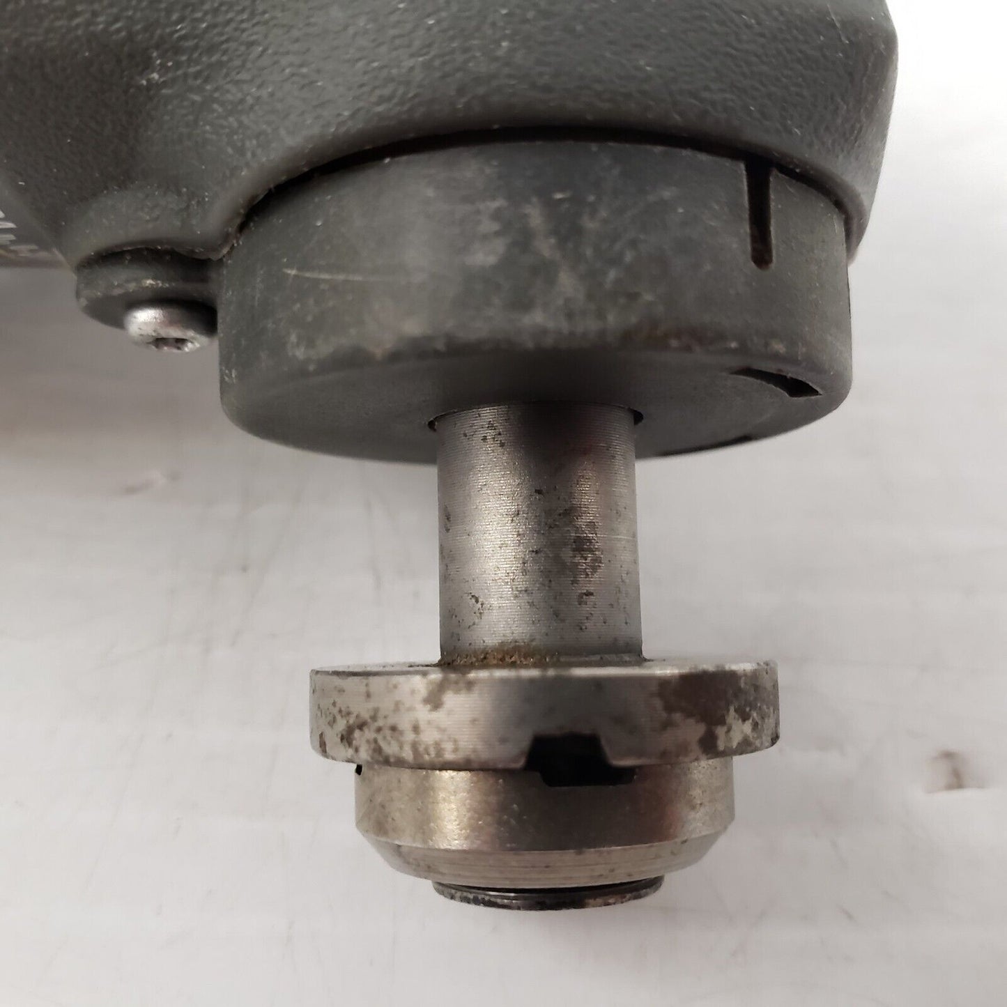 (56007-3) Ridgid R9020PN Multitool
