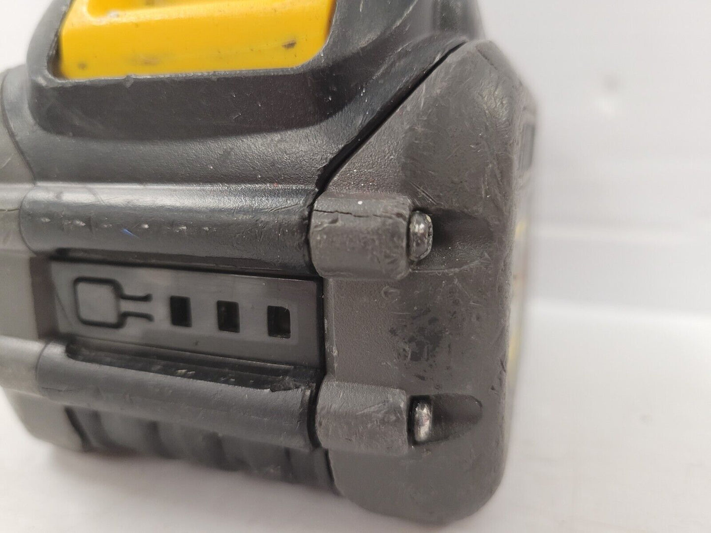 (61828-2) Dewalt DCB606 Battery-6.0Ah