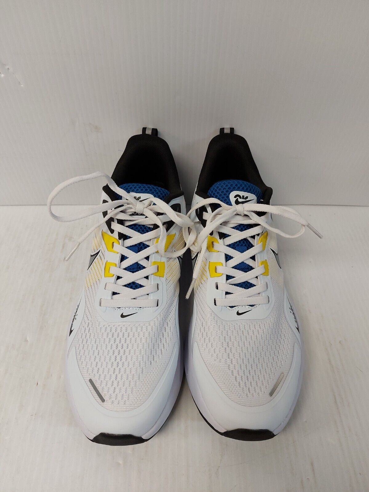 (N85063-1) Nike DA9836-101 Mens Runners