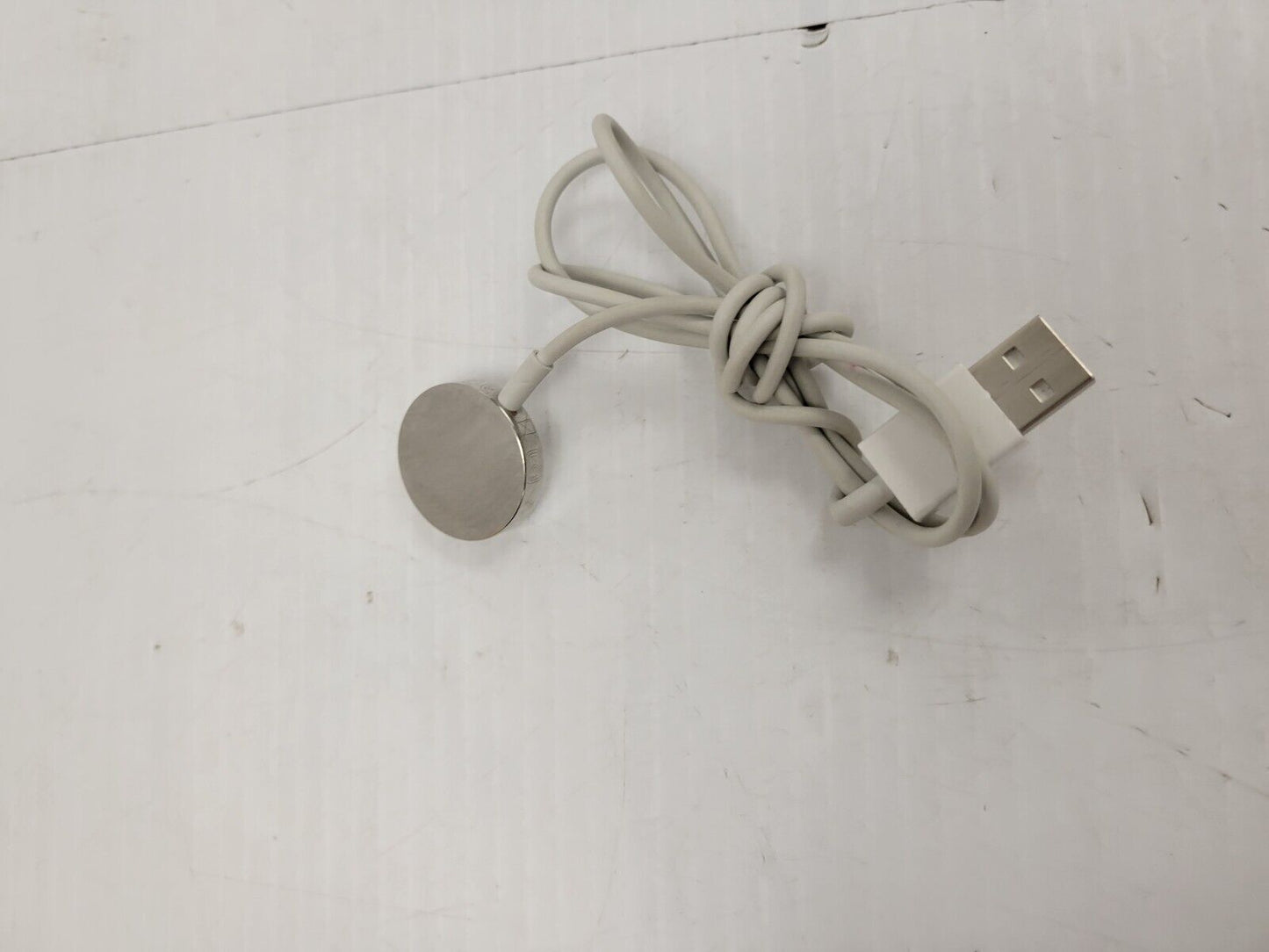 (48418-1) Apple A1975 Smart Watch