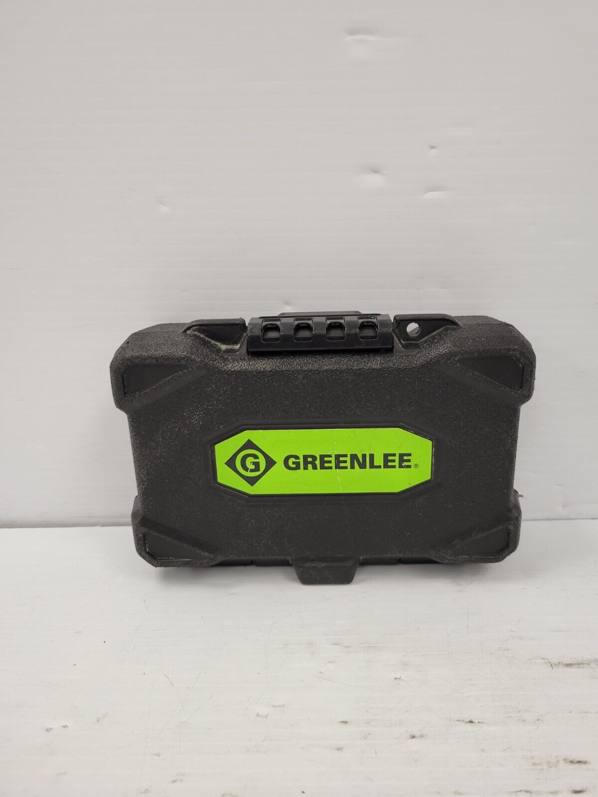(57781-3) Greenlee 52068843 Knockout Kit