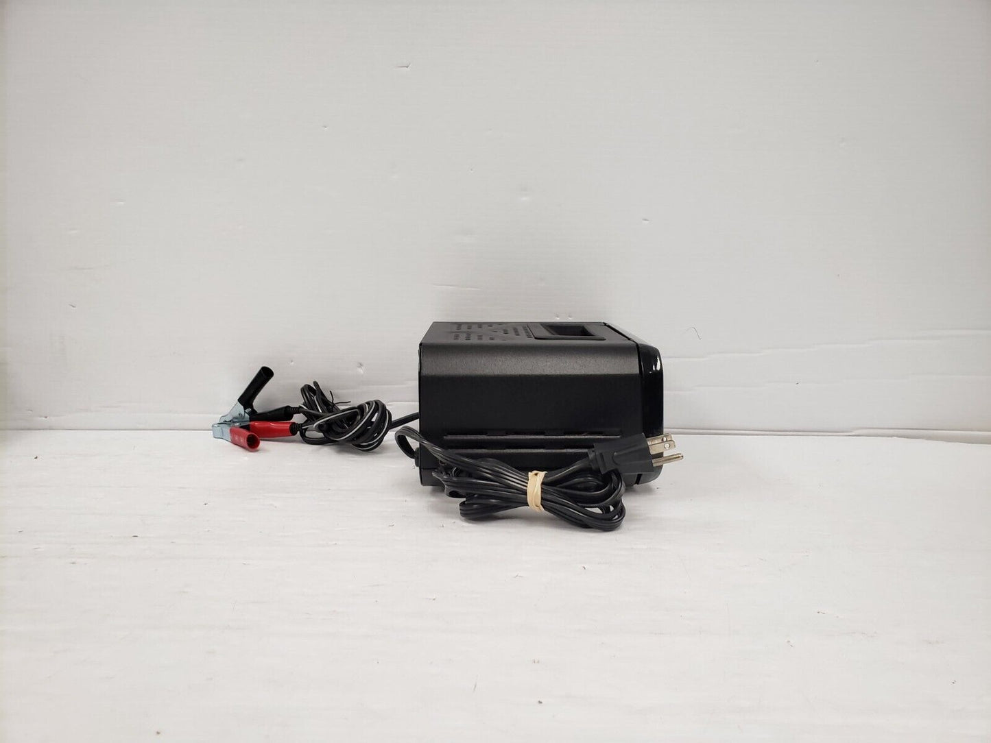 (66348-3) Schumacher SC1339 Battery Charger