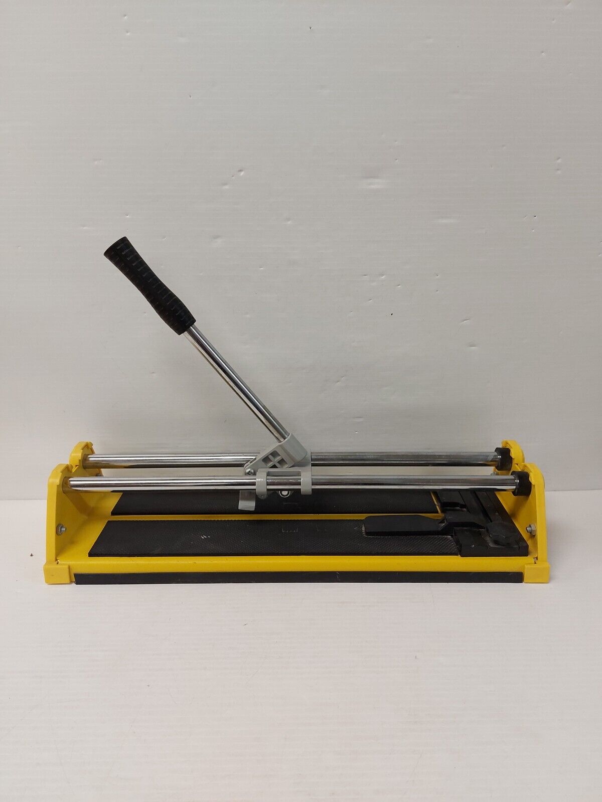 (N81777-2) QEP Tile Cutter