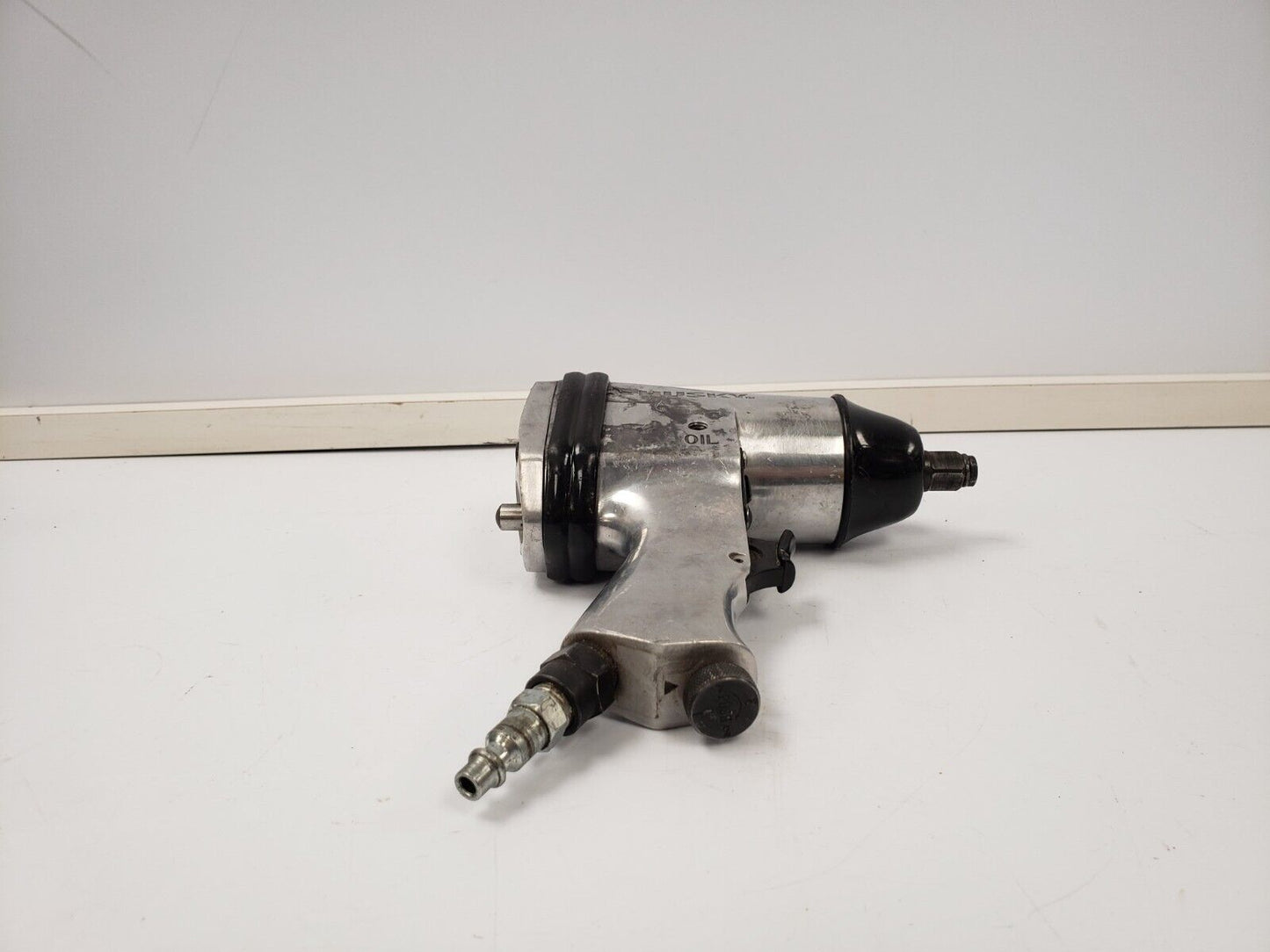 (70184-3) Husky RP7404 Impact Wrench