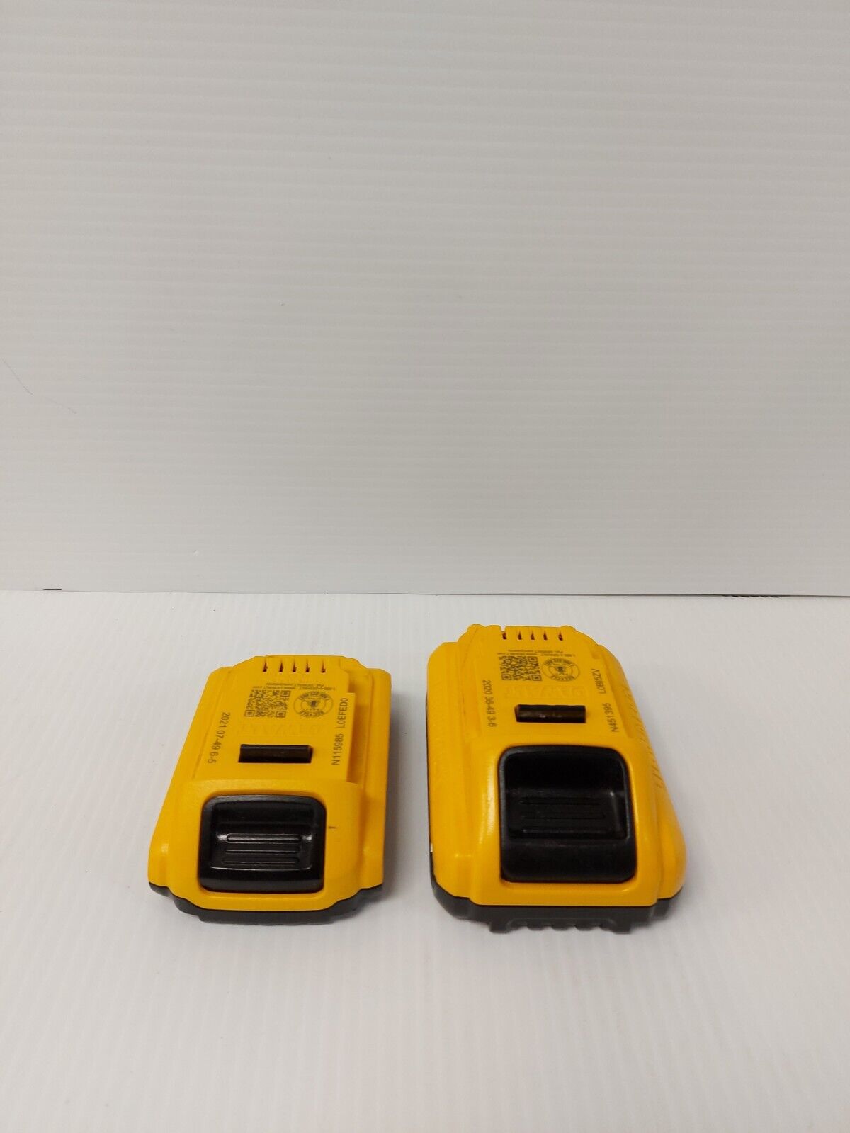 (N85677-5) DeWalt DCD777 1/2" Drill
