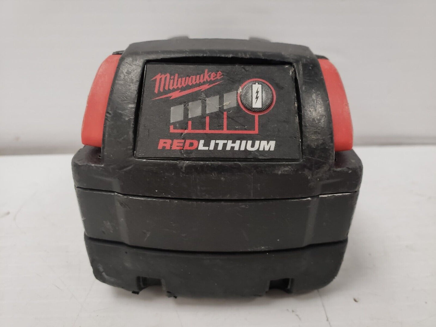(65087-3) Milwaukee 48-11-1828 Battery - 18V