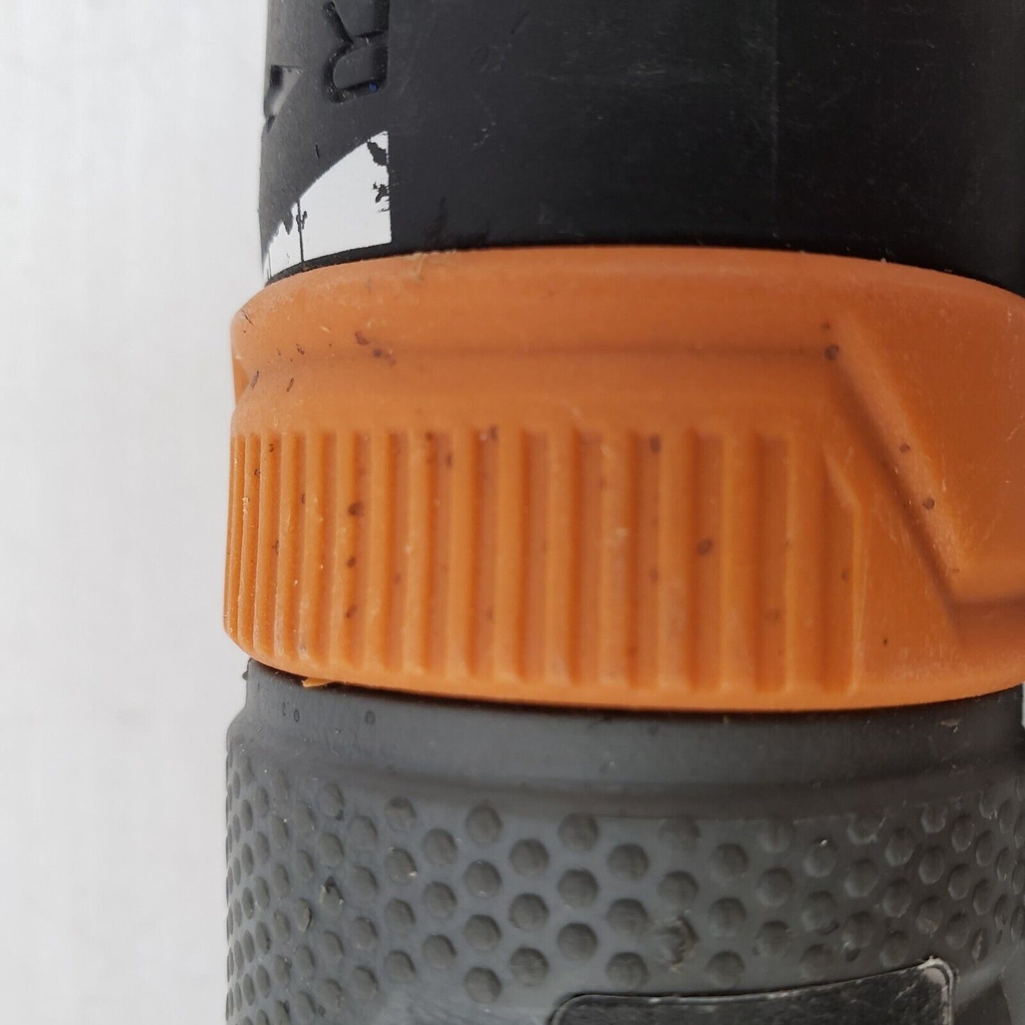 (56007-3) Ridgid R9020PN Multitool