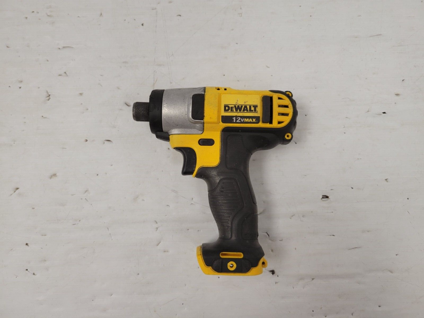 (69647-1) Dewalt DC1815 Impact
