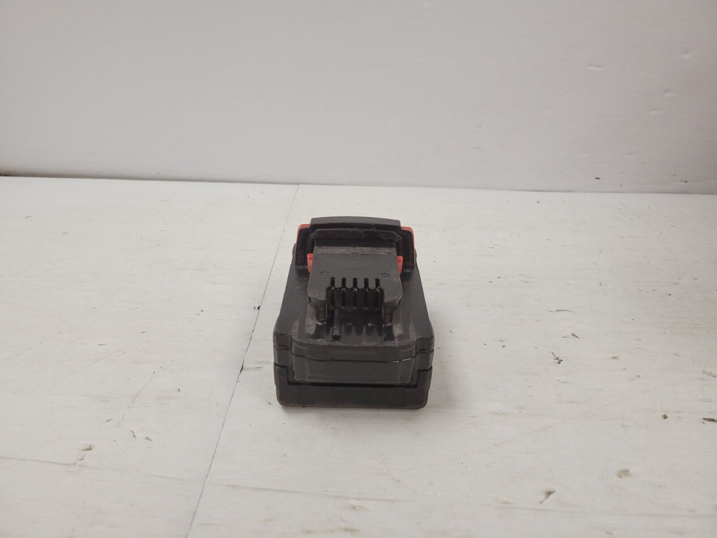 (68750-10 B) Milwaukee 5.0 Ah Battery
