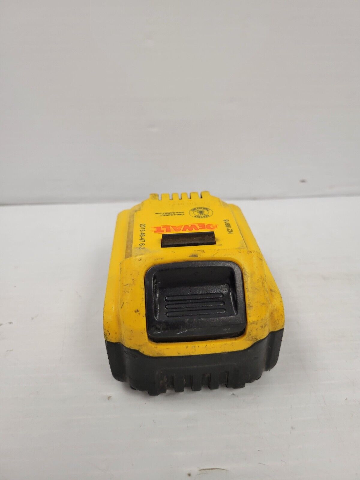 (57935-1) Dewalt DCD 204 Battery