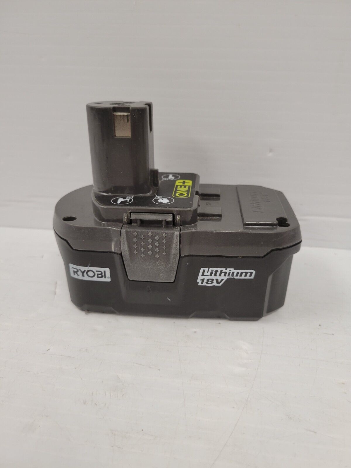 (66426-7) Ryobi P235A Drill