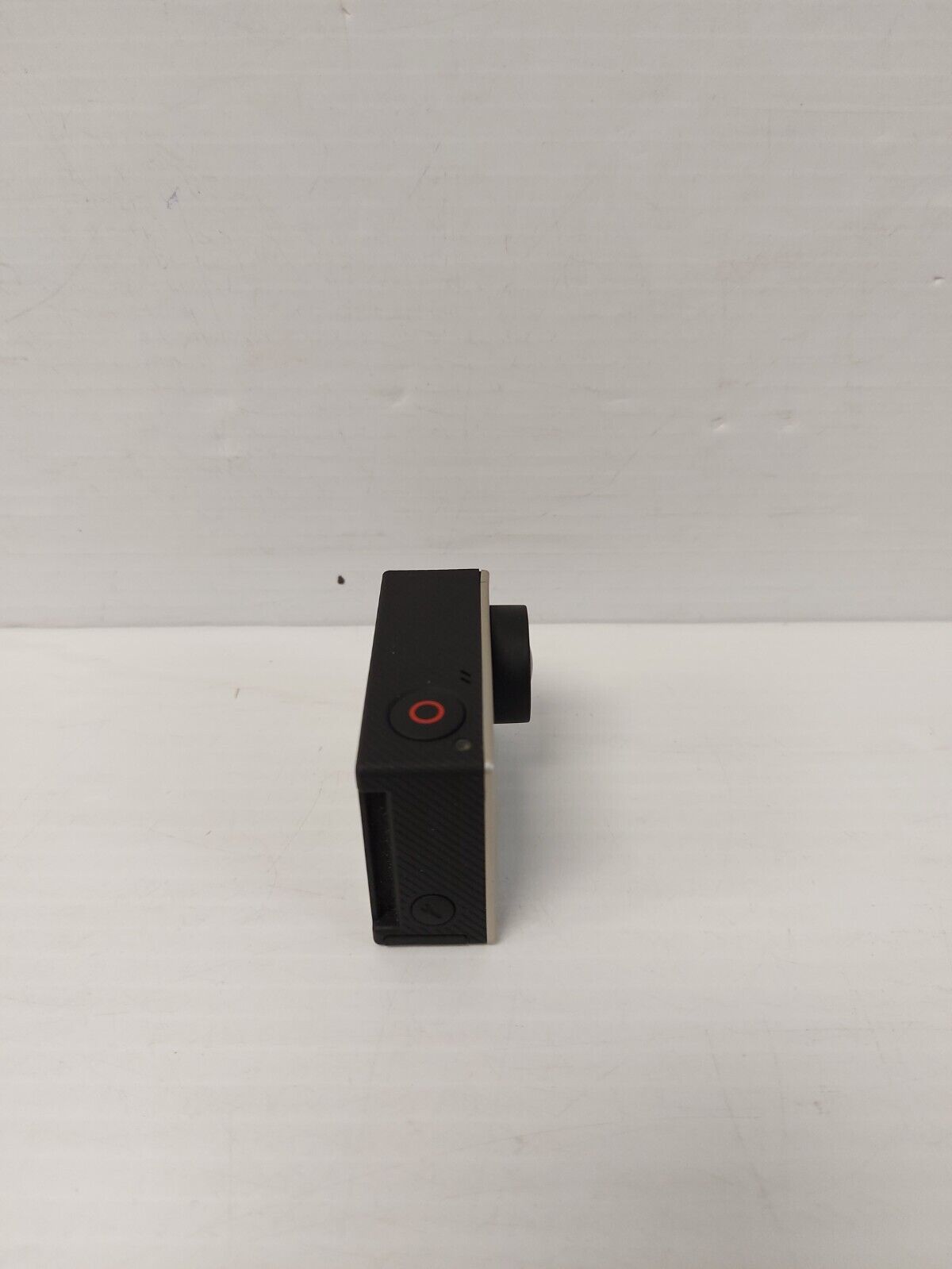 (N81625-1) GoPro Hero 4 Silver Digital Camera In Case