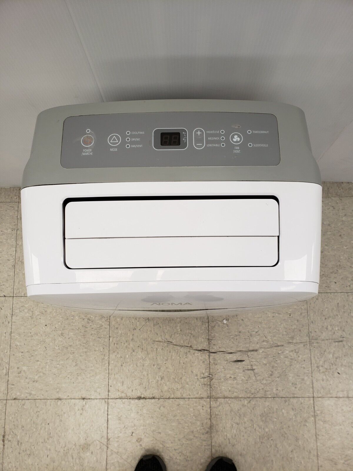 (49495-1) Noma 043 52318 Air Conditioner