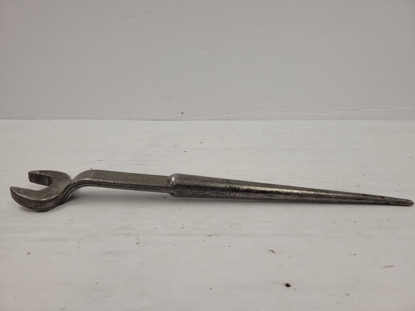 (60972-1) KleinTools 3212-H Spud Wrench