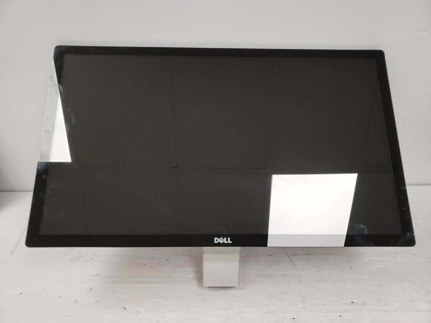 (60503-3) Dell U2422H Monitor 24"