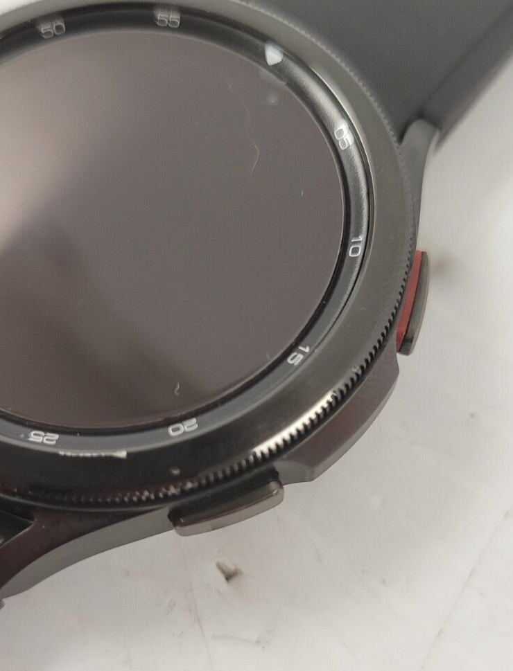 (56872-1) Samsung SM-R8951 Galaxy Watch 4 Classic