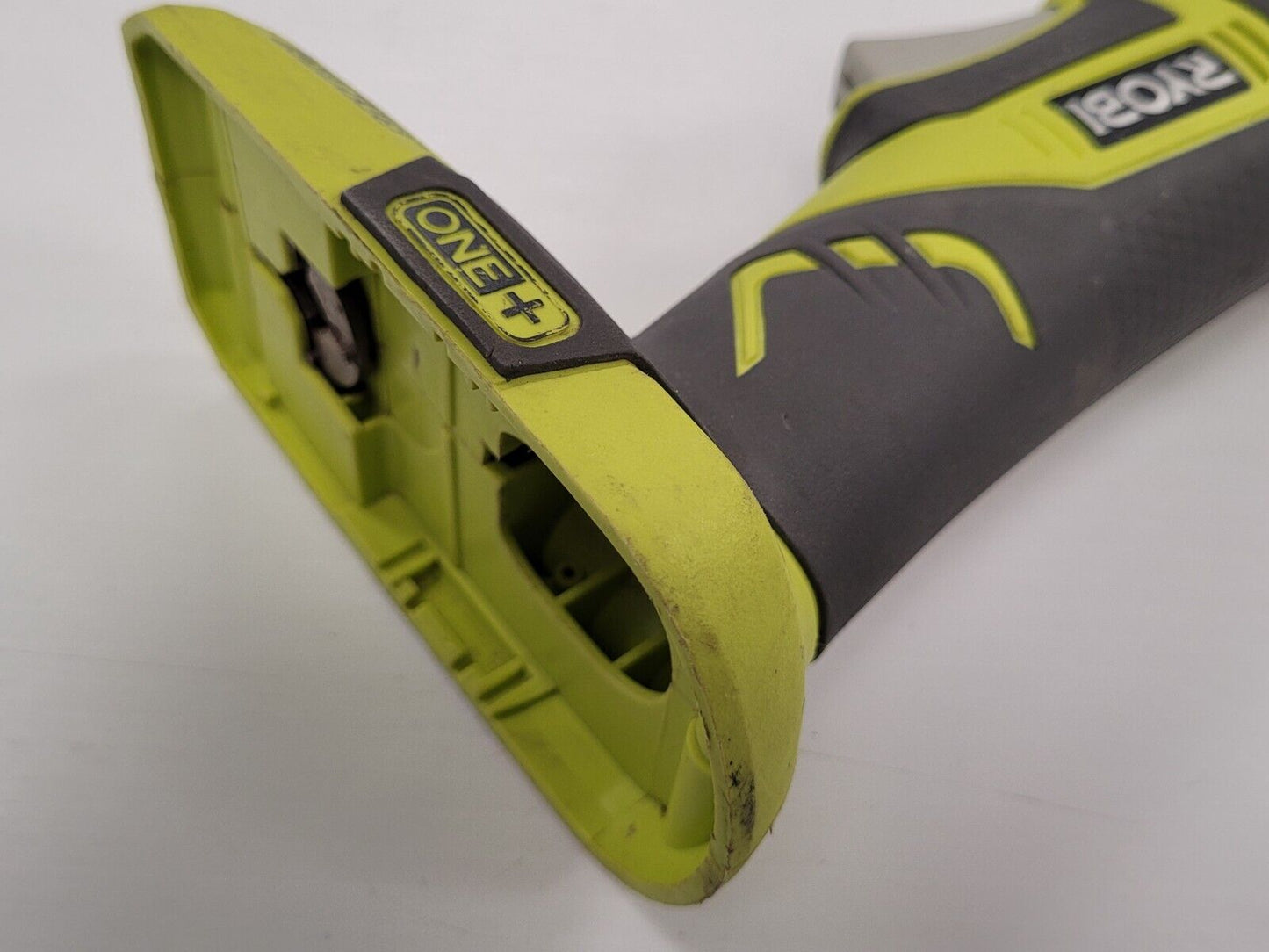 (N71232-2) Ryobi Multi-Tool Kit