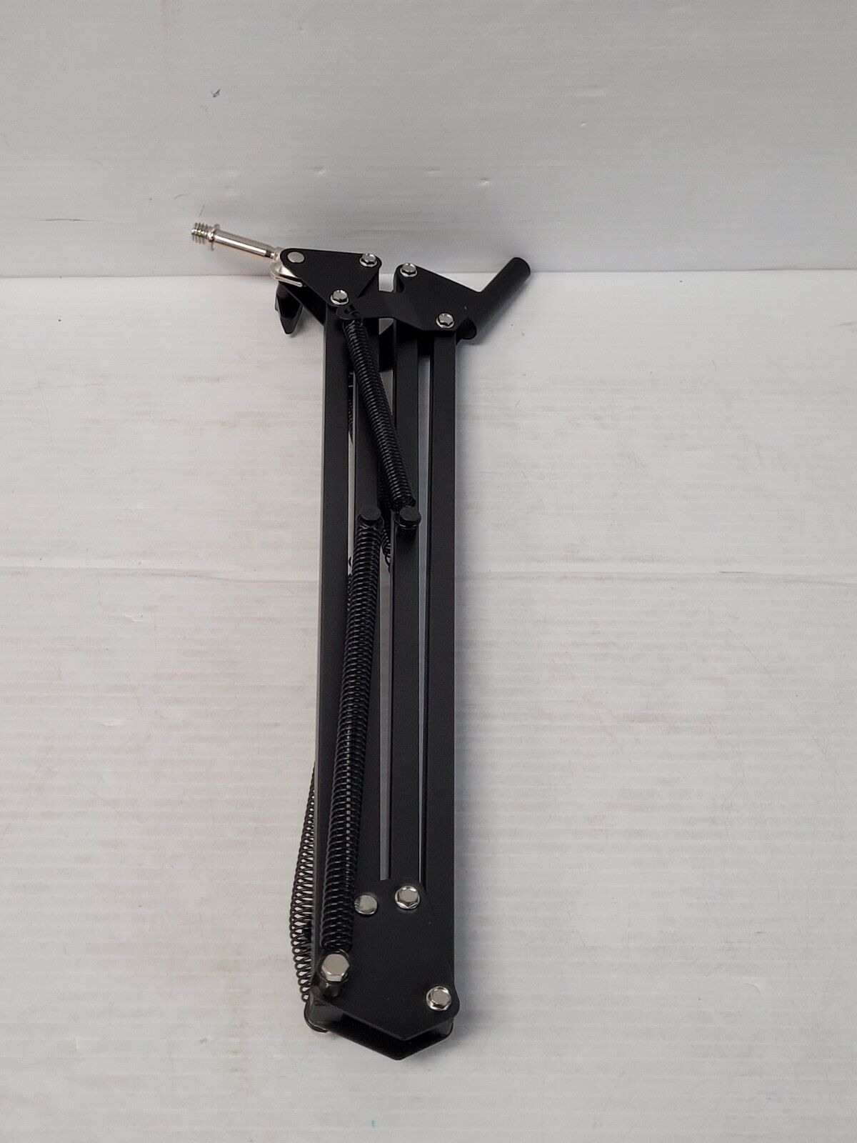 (N80083-4) No Name Microphone