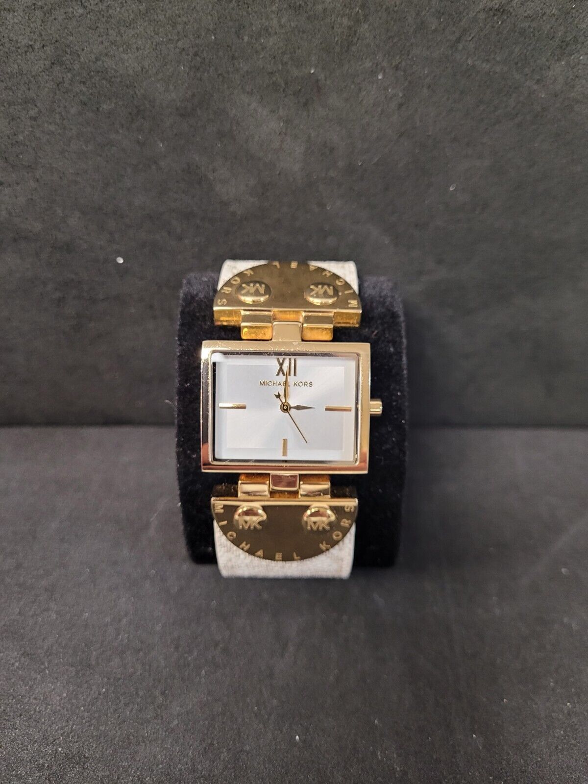 (N76244-2) Michael Kors MK-2342 Ladies Watch