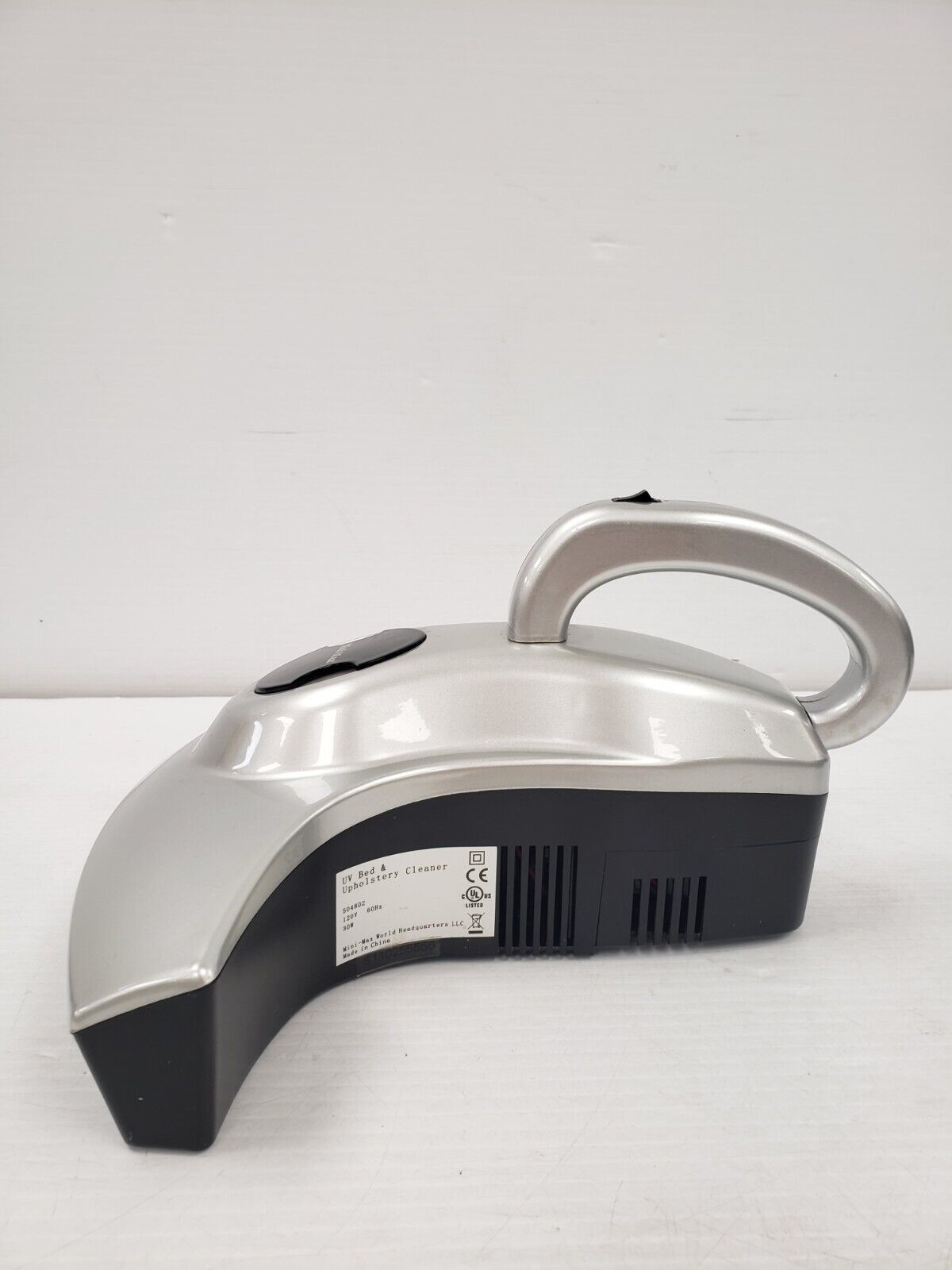 (37054-1) Mini Max Bed Vacuum