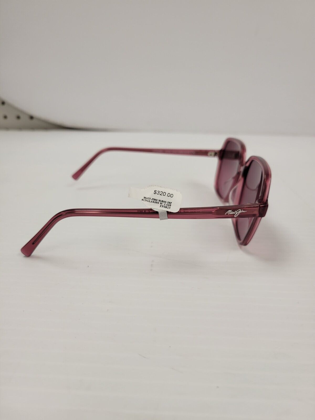 (47350-1) Maui Jim MJ860-28F Sunglasses