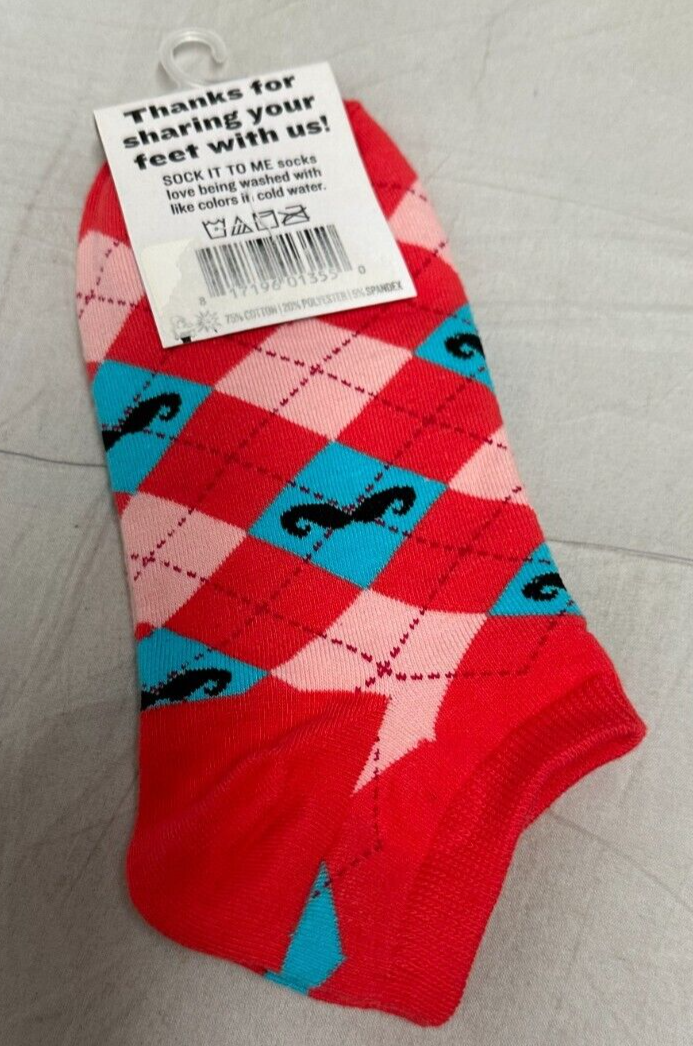 (LUP) Women's Coral Mustache Ankle Socks -Sock It To Me