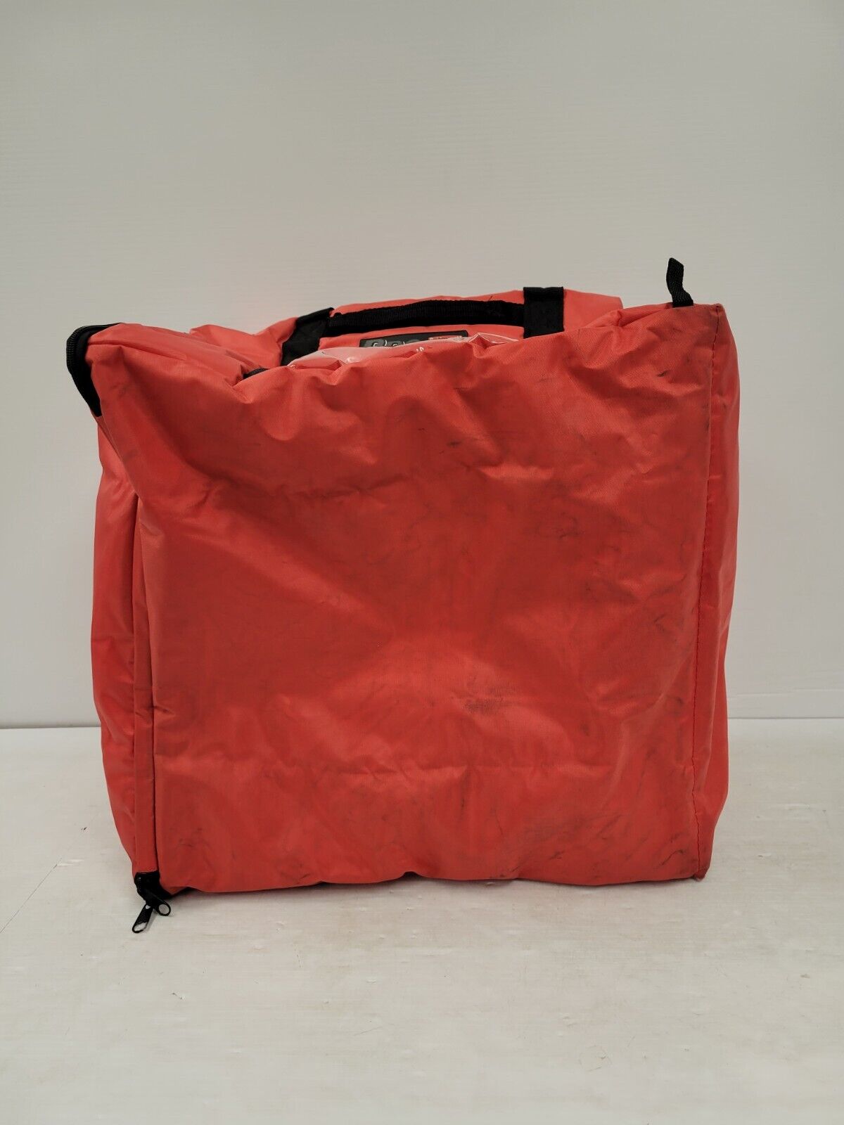 (54527-3C) Rubber Maid Food Delivery Bags