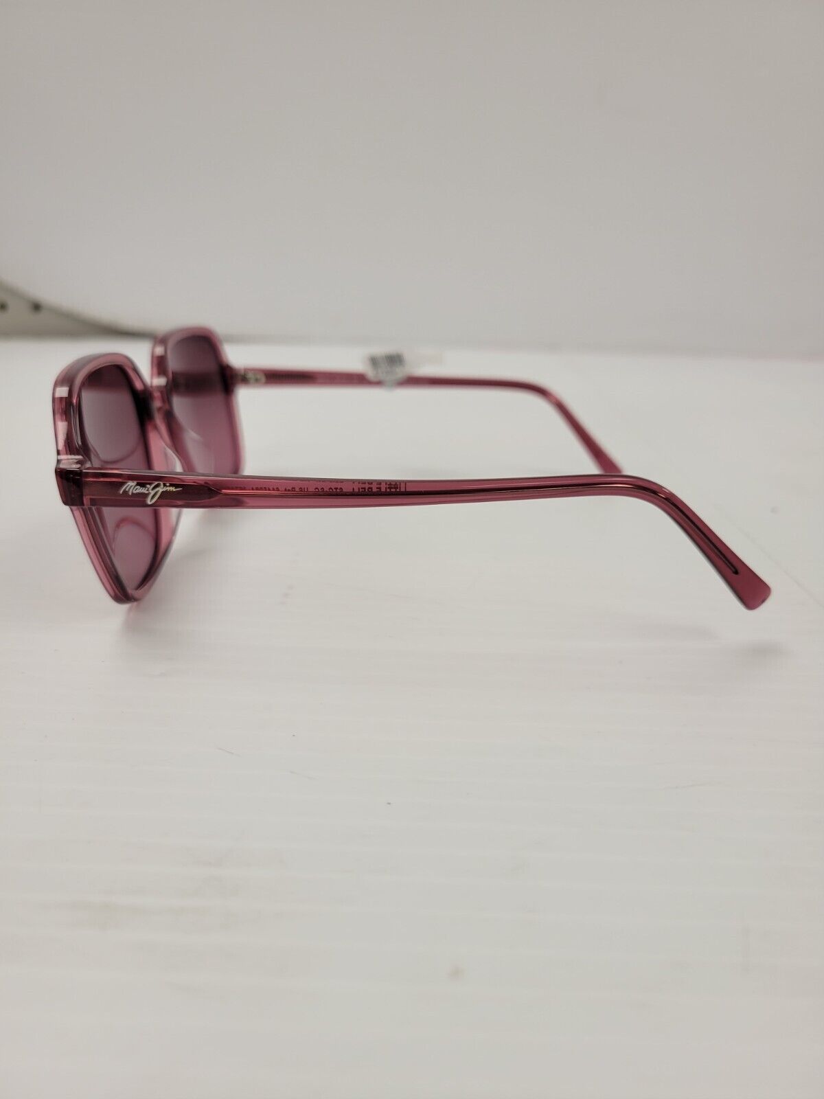 (47350-1) Maui Jim MJ860-28F Sunglasses
