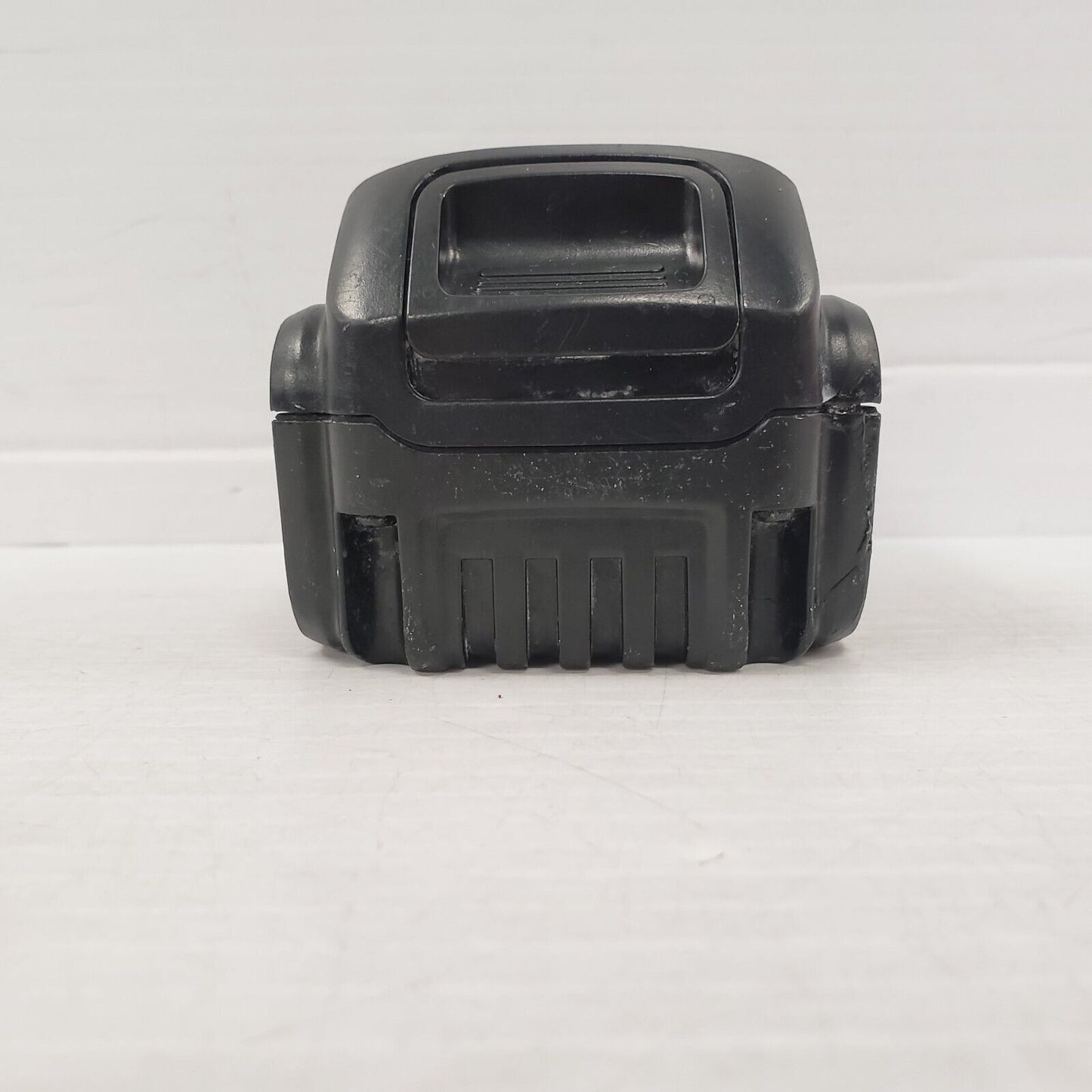 (53511-13) No Name DCB205 Battery-5.0Ah