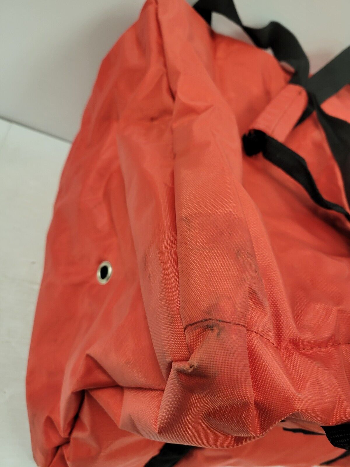 (54527-3C) Rubber Maid Food Delivery Bags