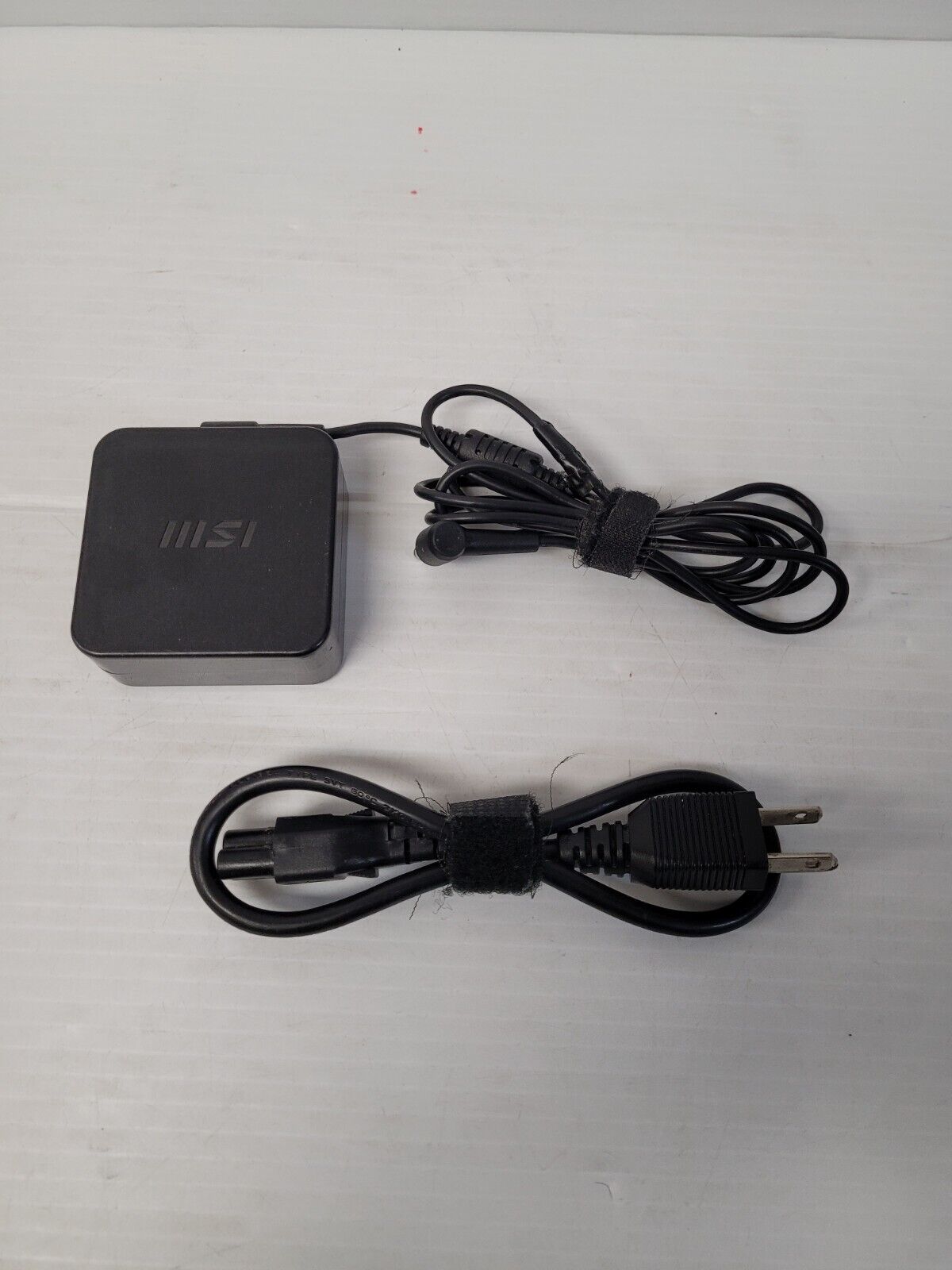 (N78724-1) MSI MS-14D1 Laptop