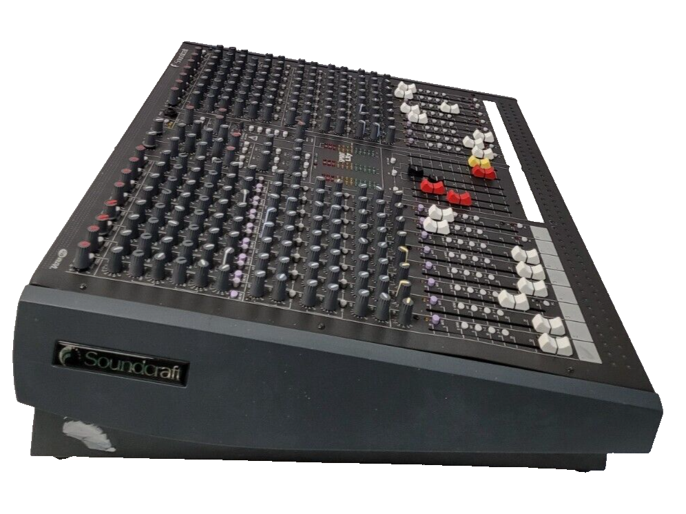 (N67452-1) Soundcraft Spirit LX7 Mixer/ Amp