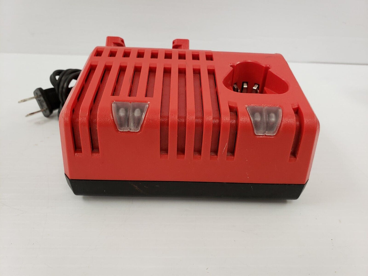 (48134-2) Milwaukee 2606-20 Drill