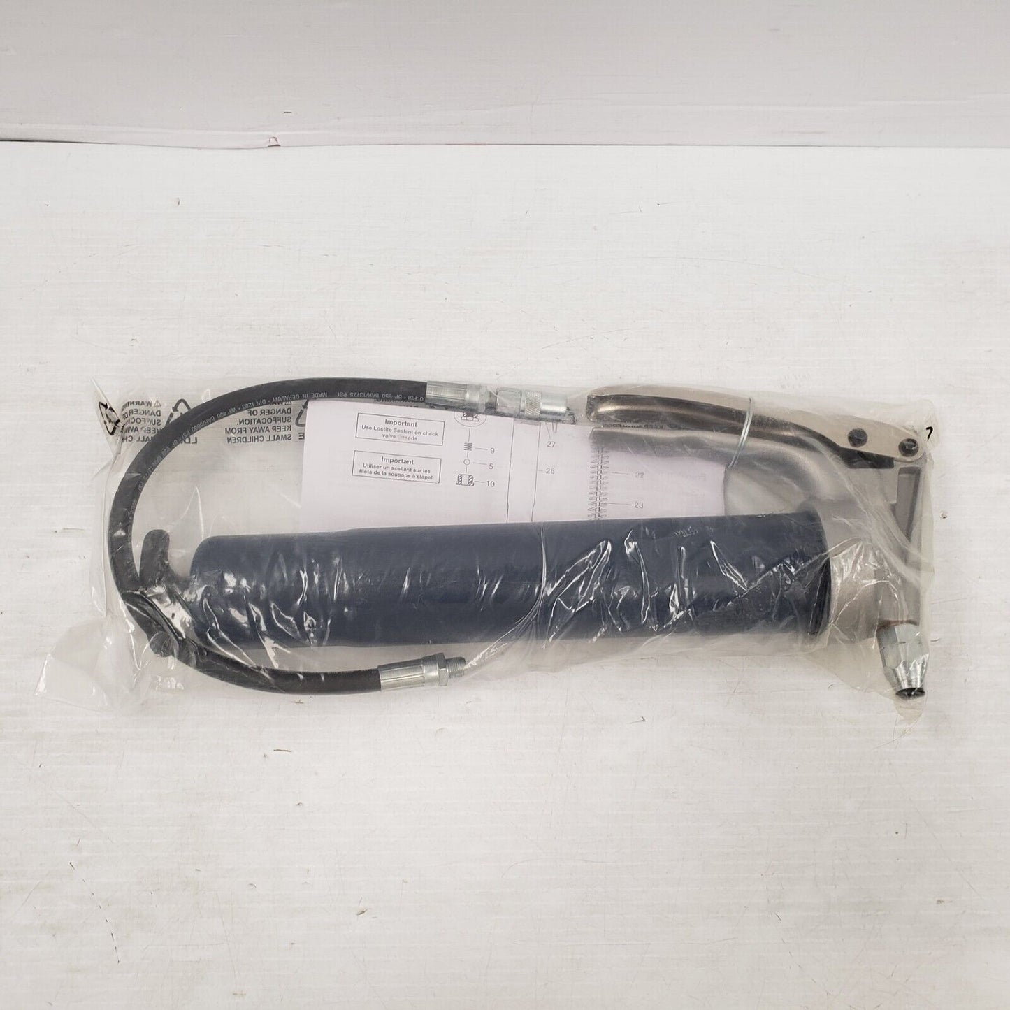 (55923-4) Ultra Pro 79034 Grease Gun