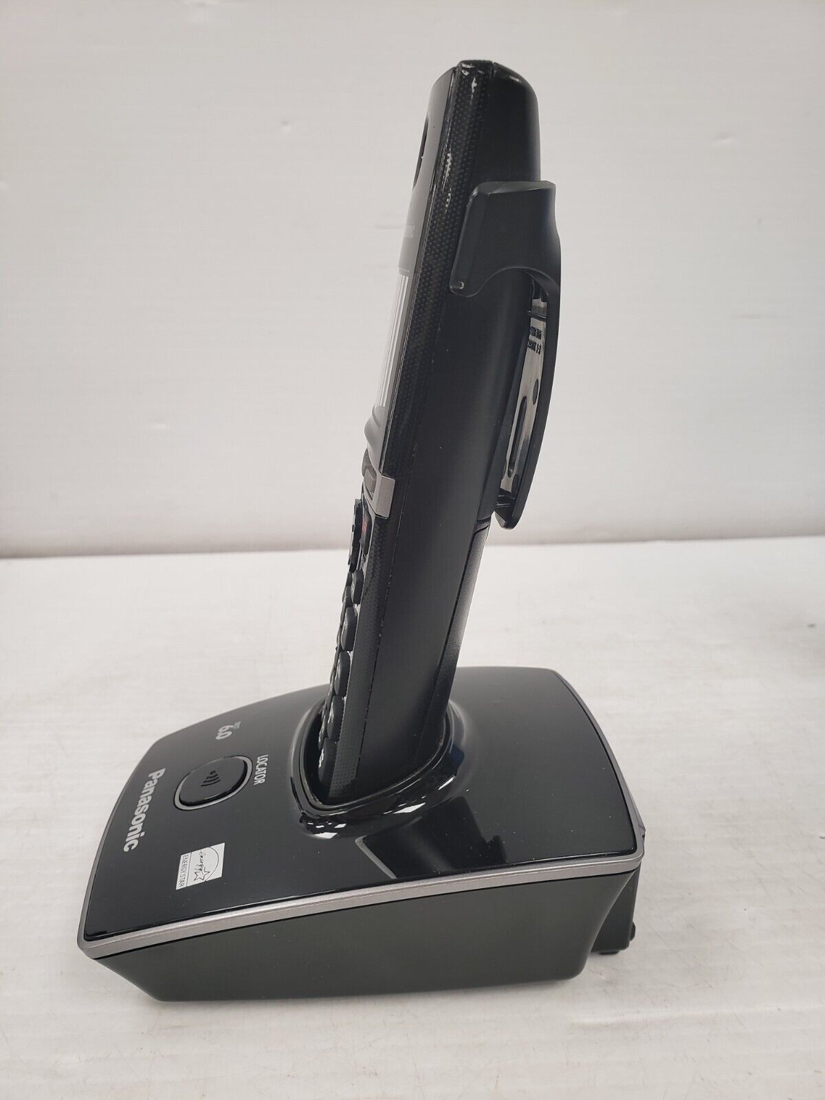 (I-33148) Panasonic KX-TGC384C Telephone