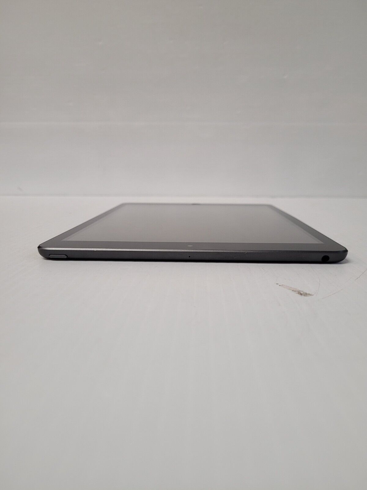 (N77952-1) Apple MK2N3VC/A iPad - 9th Gen