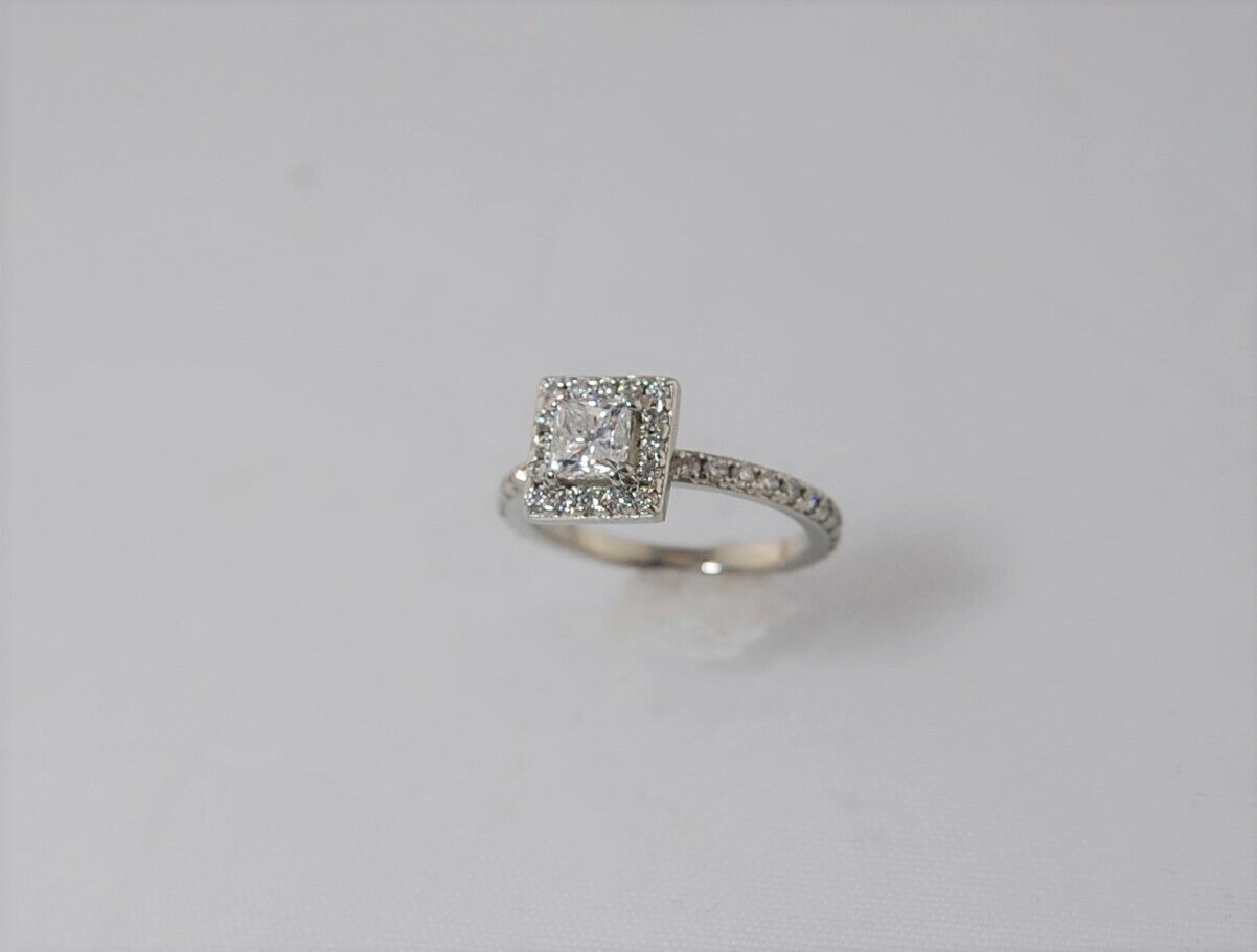 (I-5391-564) 19k white gold multistone diamond ring