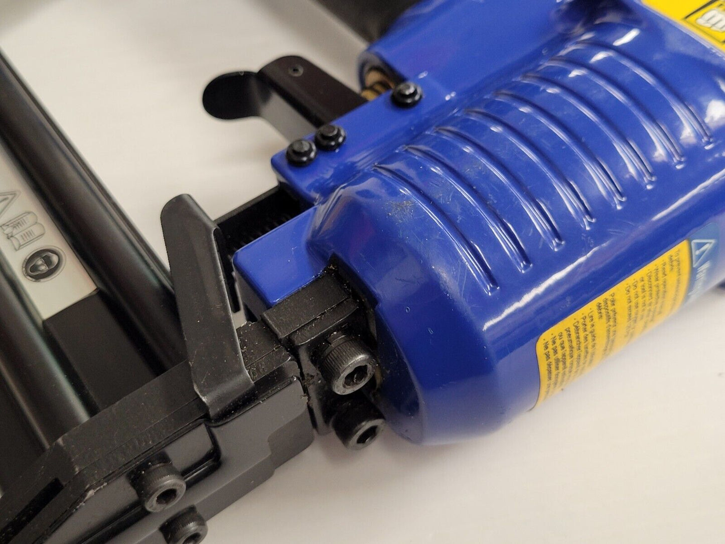(N69086-11) Power Fist 8005448 18G Brad Nailer