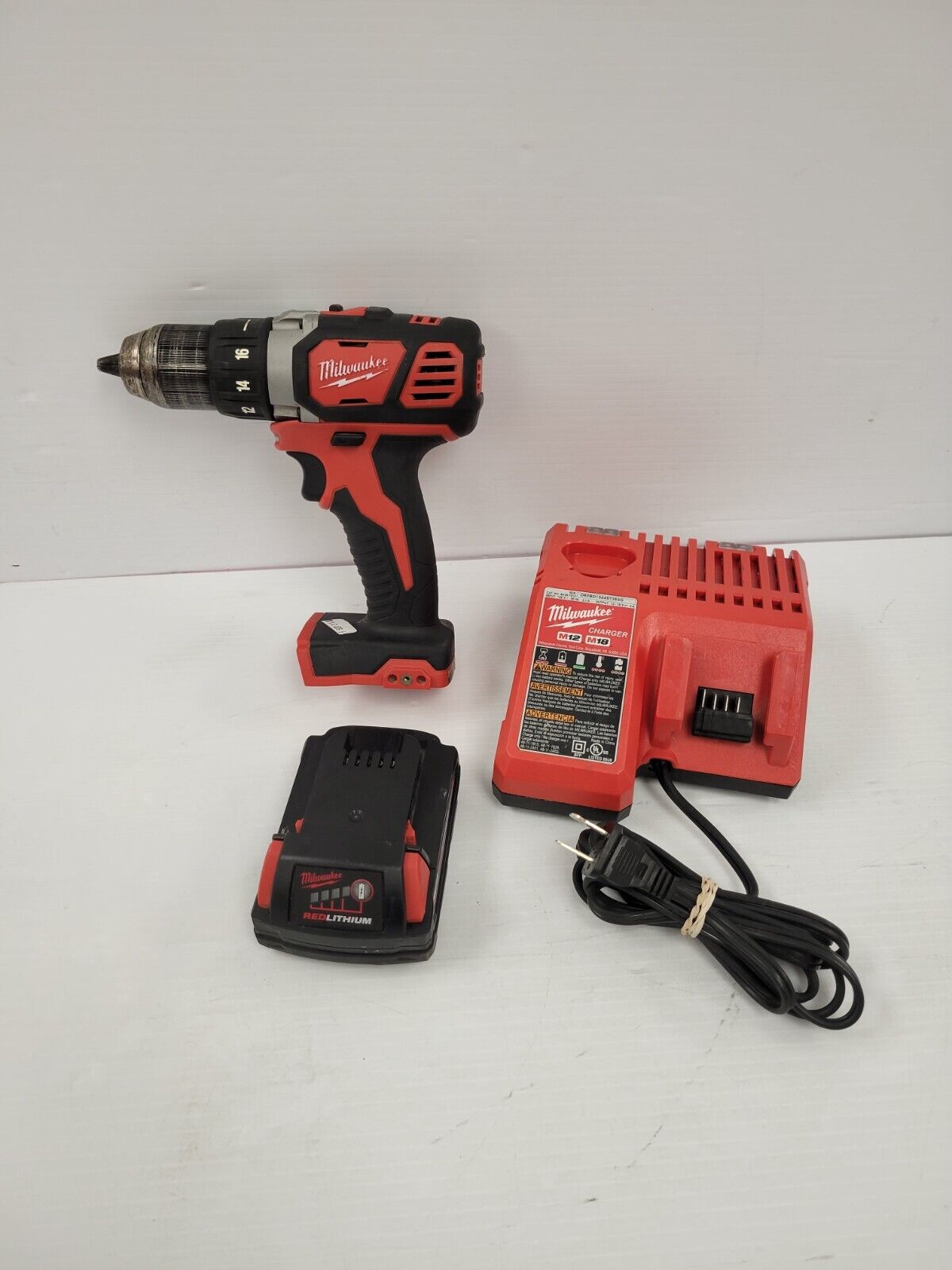 (48134-2) Milwaukee 2606-20 Drill