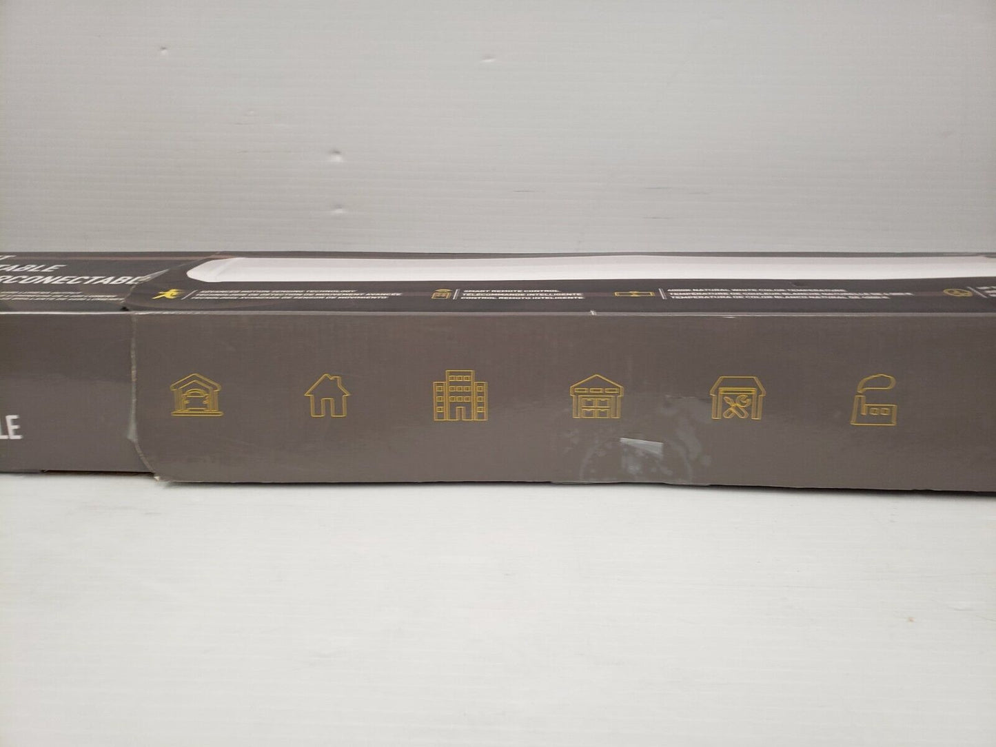 (I-33724) Koda 1600034 Linkable Shop Light