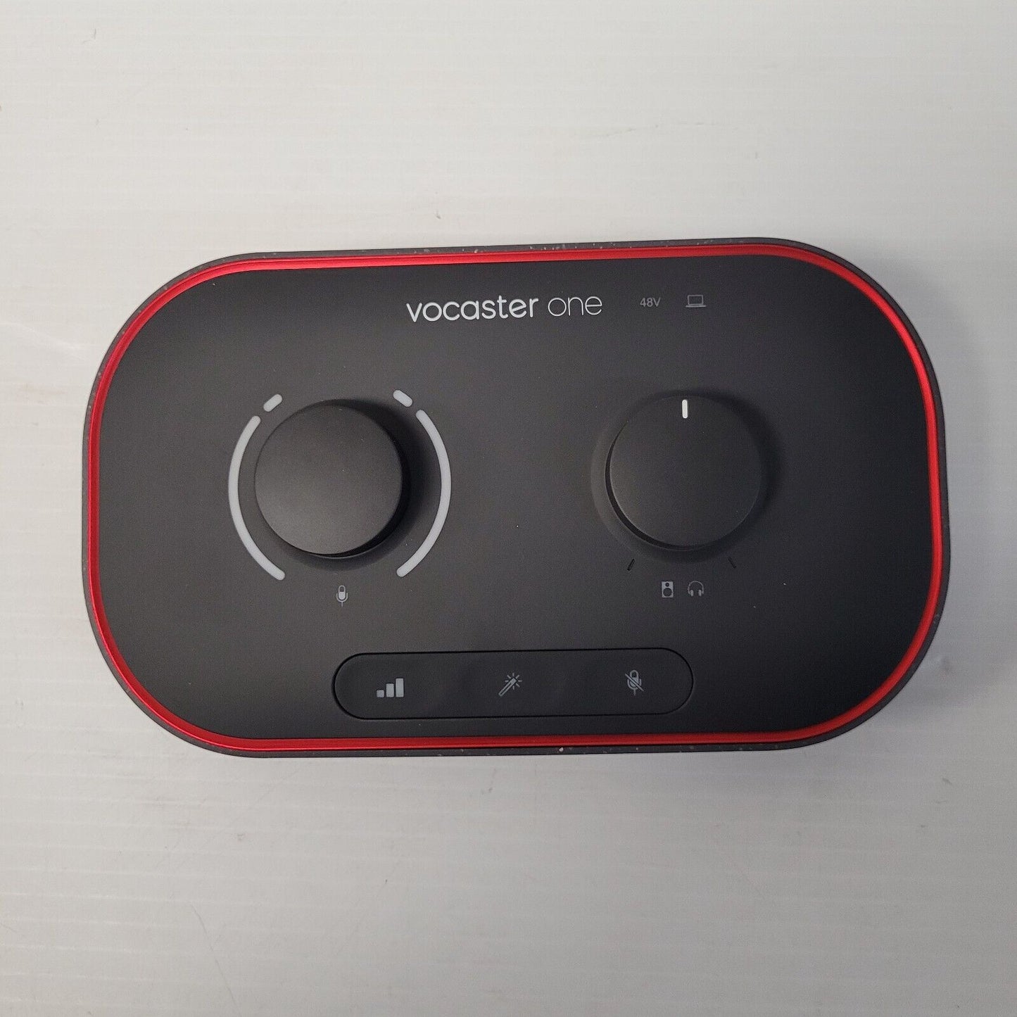 (N75255-1) Focusrite Vocaster One Podcast Interface