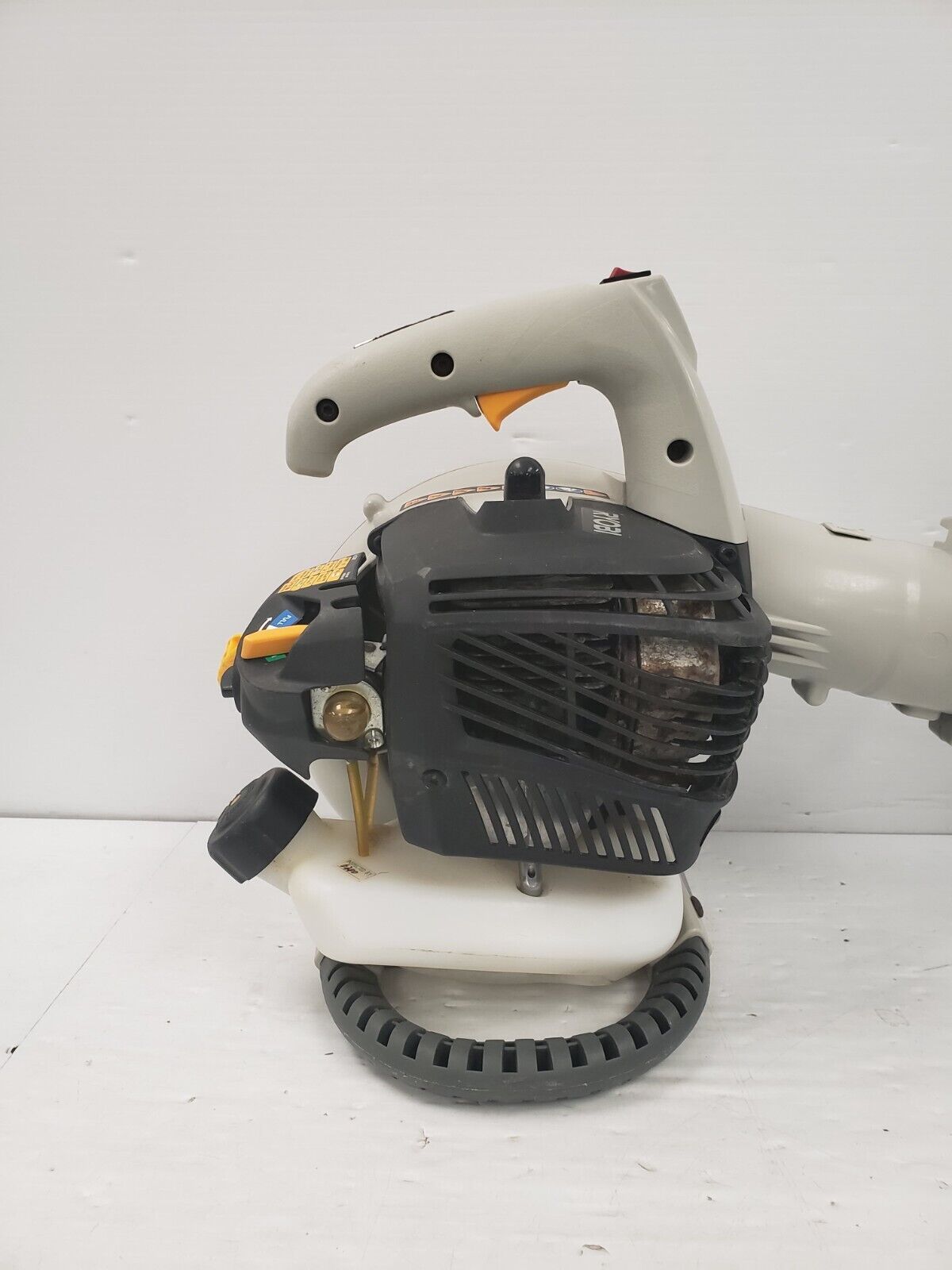 (65655-1) Ryobi RY06056 Leaf Blower